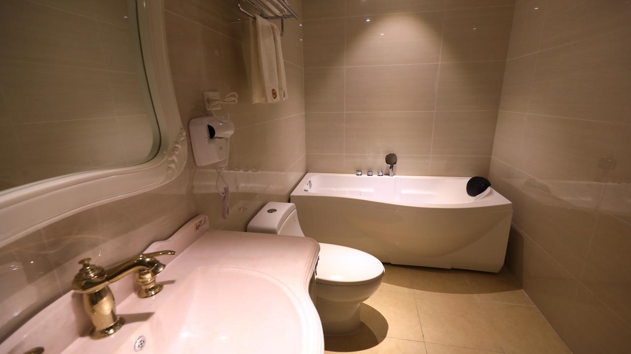 Tf Seaside Hotel Гарапан Екстериор снимка